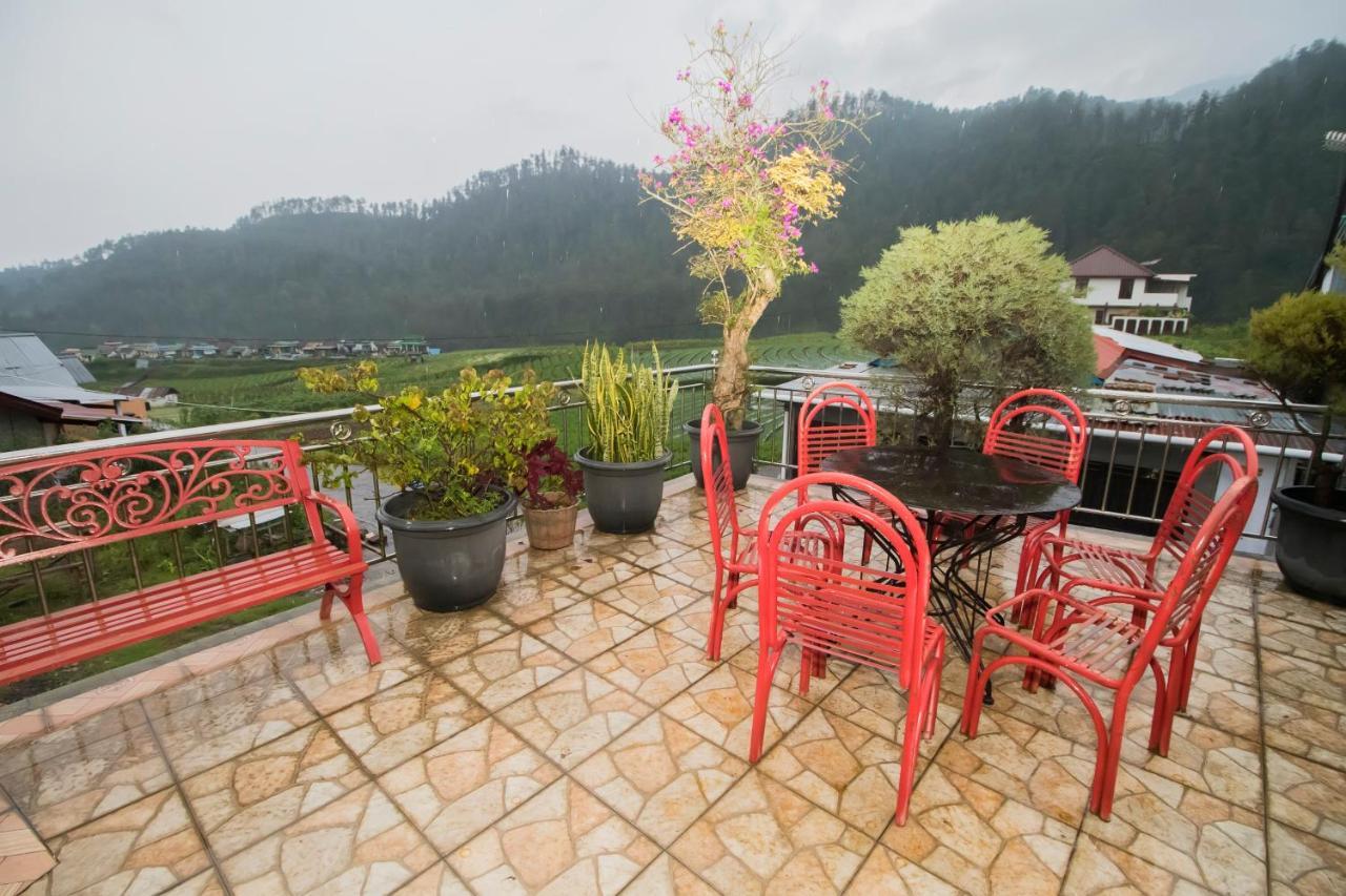 Villa Matahari Tawangmangu Powered By Cocotel Экстерьер фото